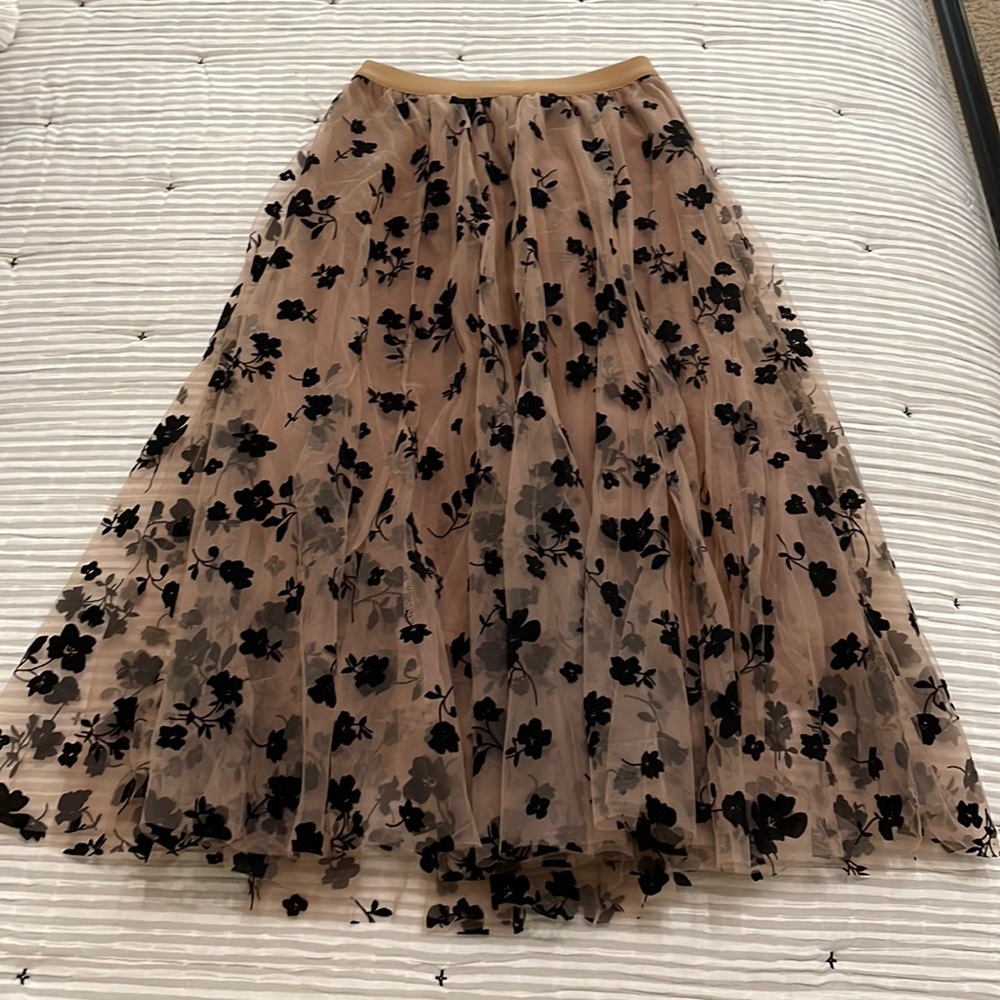Women’s Midi Skirt size S/M
